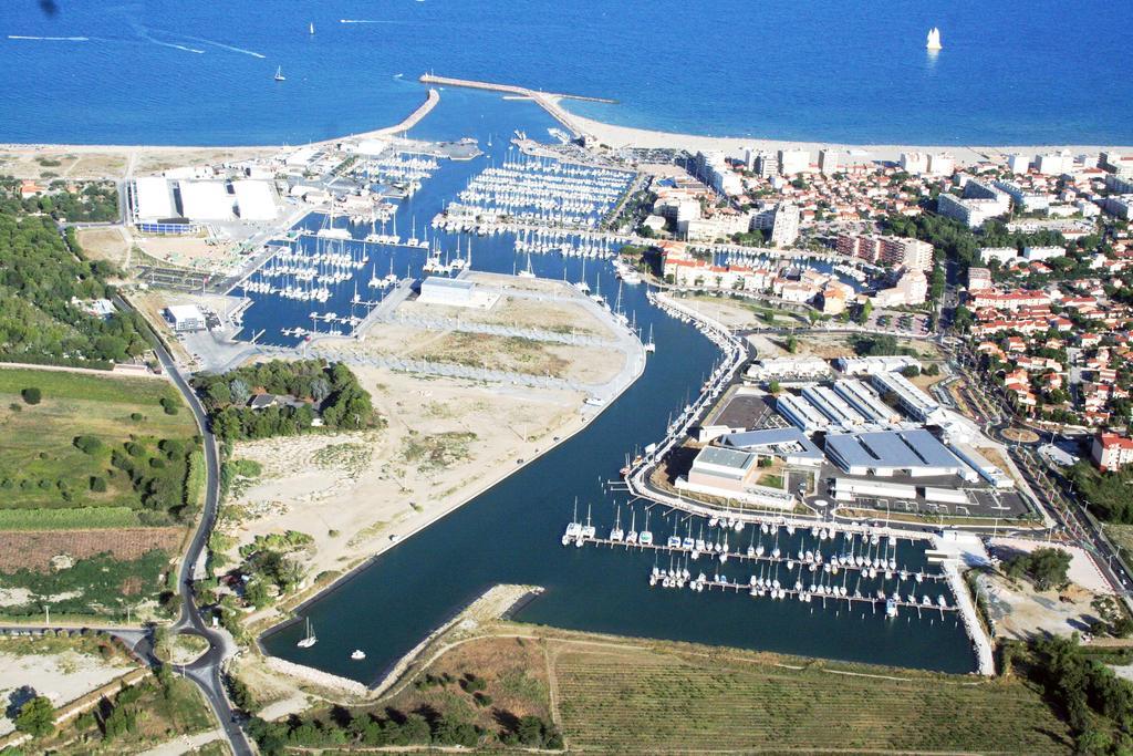 Houstal Apartment Canet-en-Roussillon Bagian luar foto