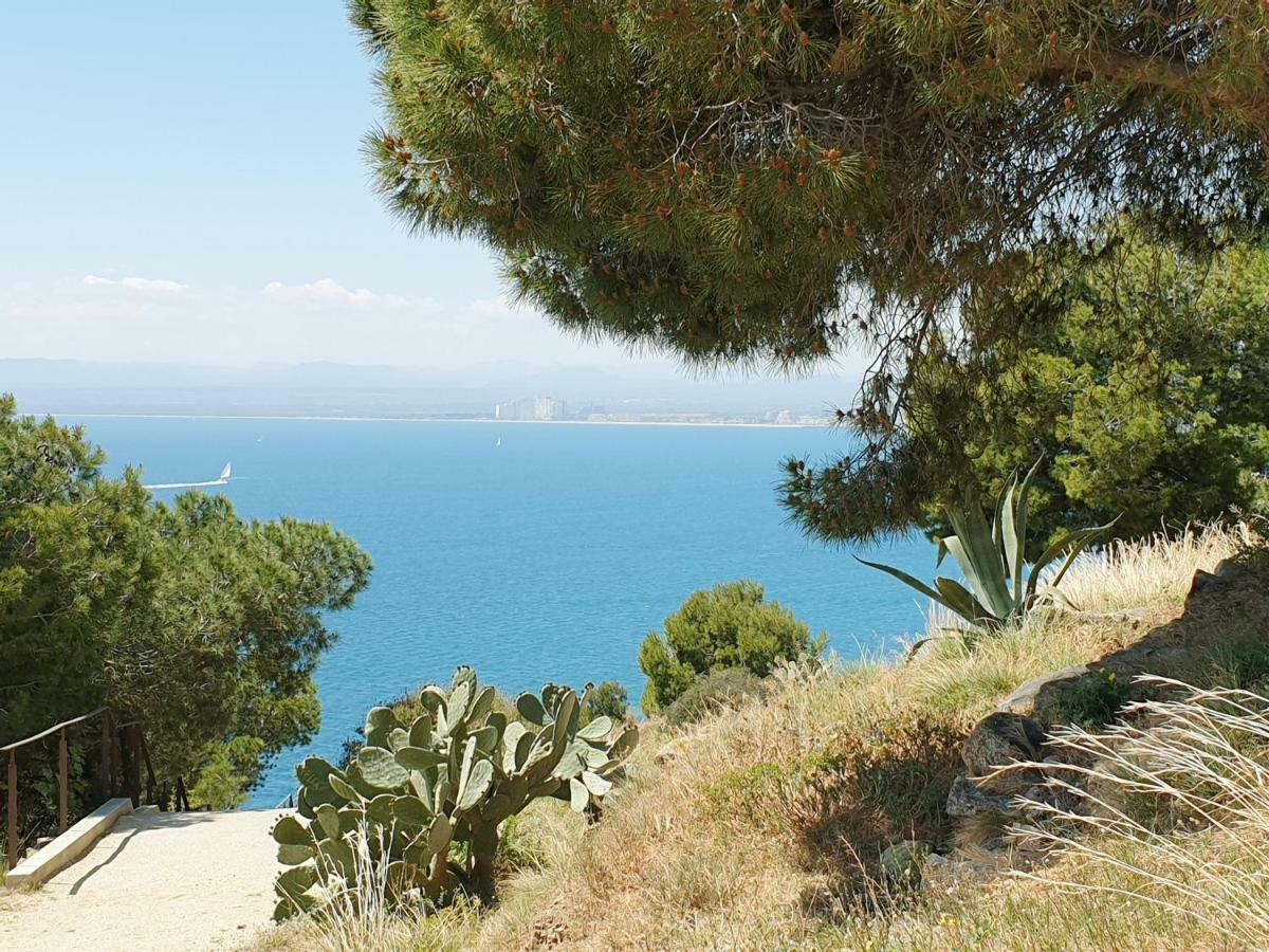 Houstal Apartment Canet-en-Roussillon Bagian luar foto